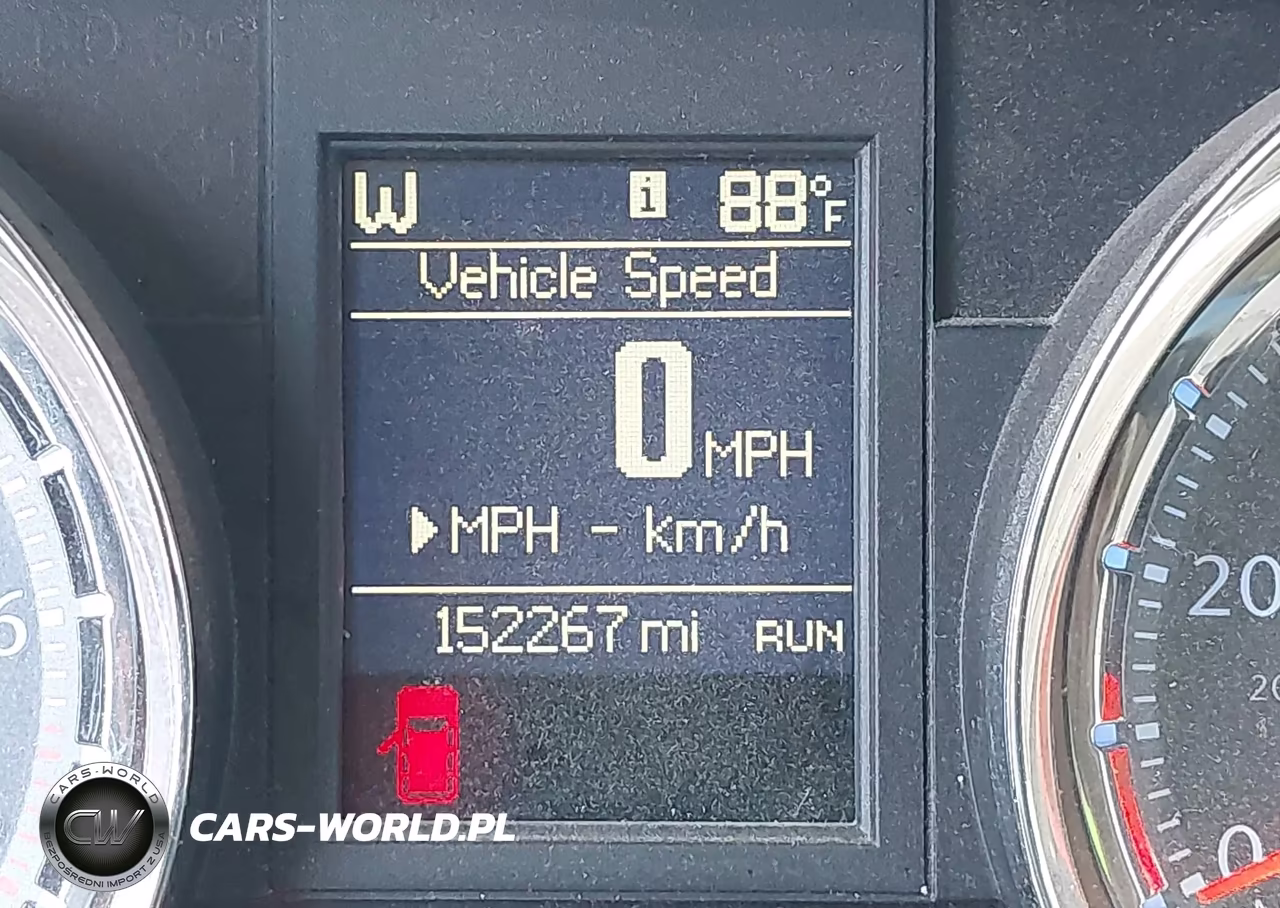 2016 Chrysler Town & Country Touring VIN:2C4RC1BG0GR261286 - 15