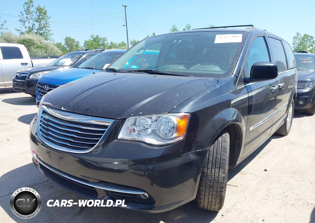 2016 Chrysler Town & Country Touring VIN:2C4RC1BG0GR261286 - 6