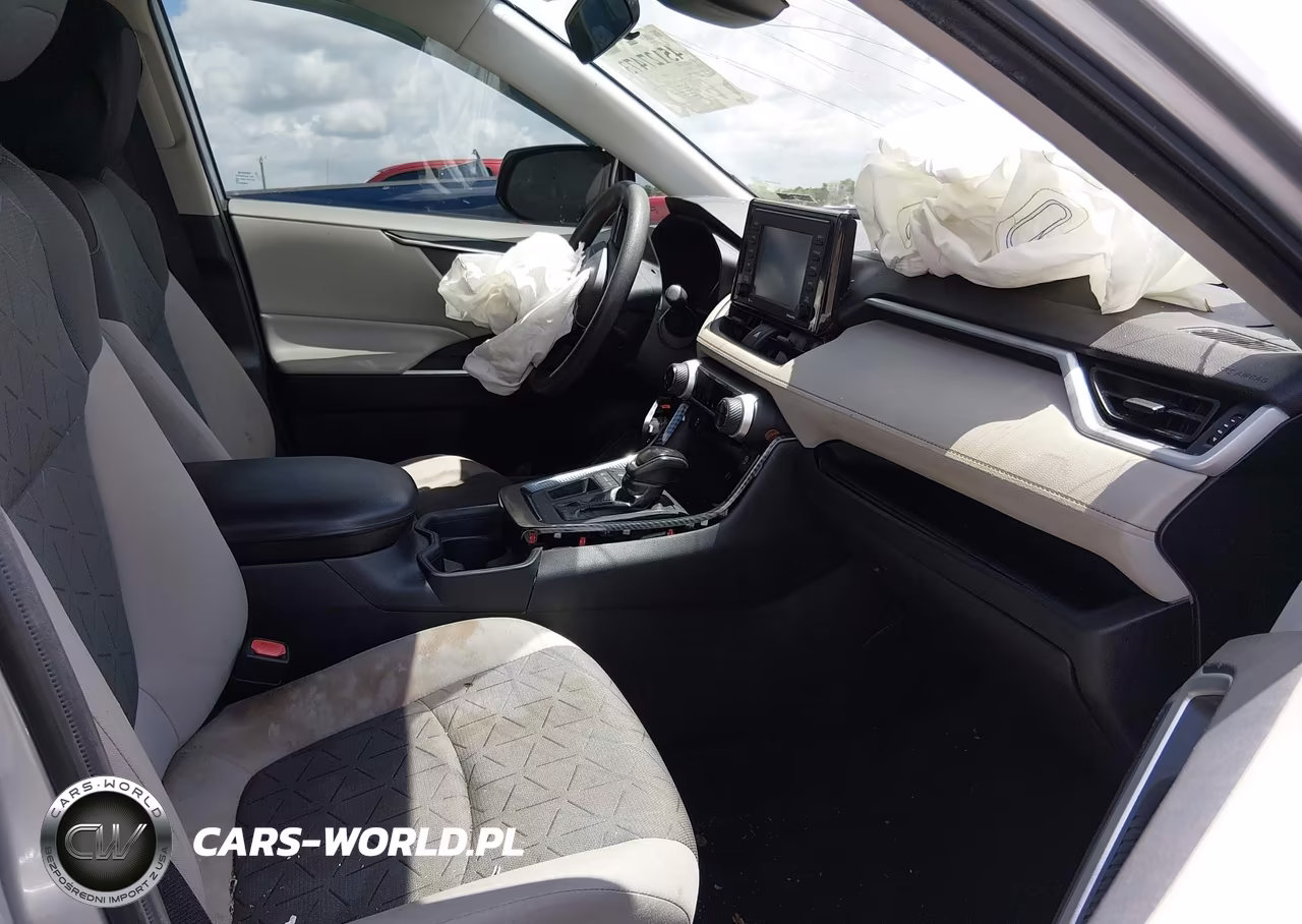 2020 Toyota Rav4 Xle VIN:2T3W1RFV4LC070004 - 5