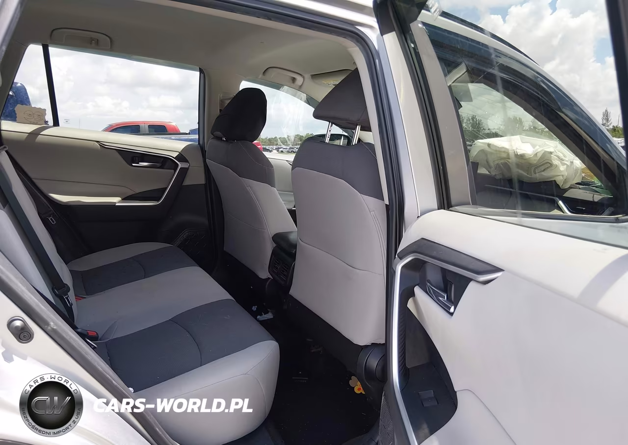 2020 Toyota Rav4 Xle VIN:2T3W1RFV4LC070004 - 8