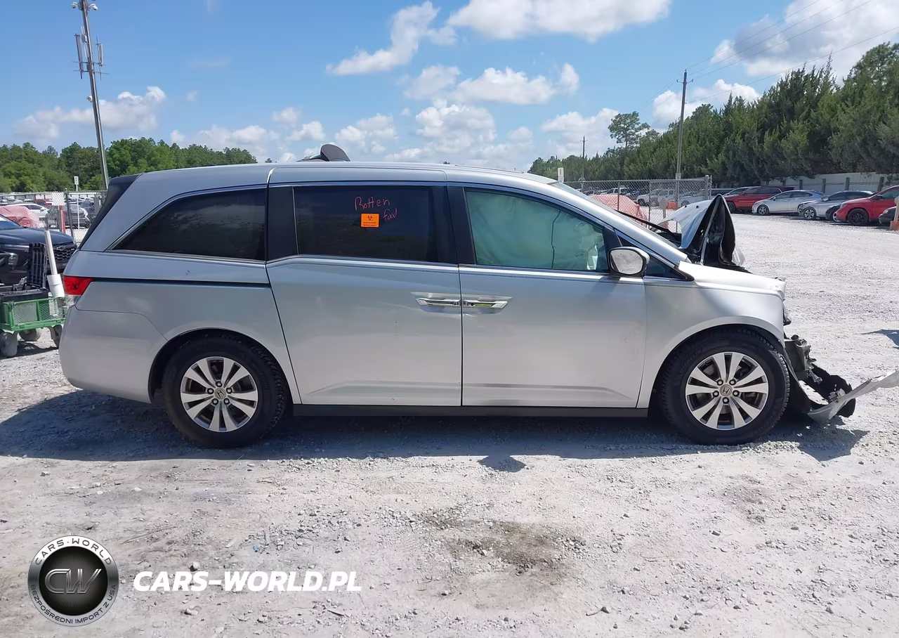 2015 Honda Odyssey Ex-L VIN:5FNRL5H60FB067518 - 13