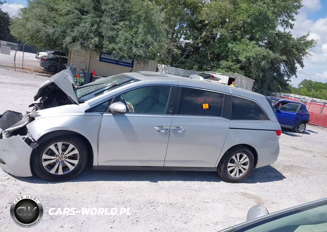 2015 Honda Odyssey Ex-L VIN:5FNRL5H60FB067518 - 14