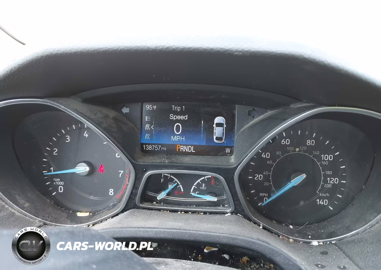 2017 Ford Focus Se VIN:1FADP3K21HL312812 - 7