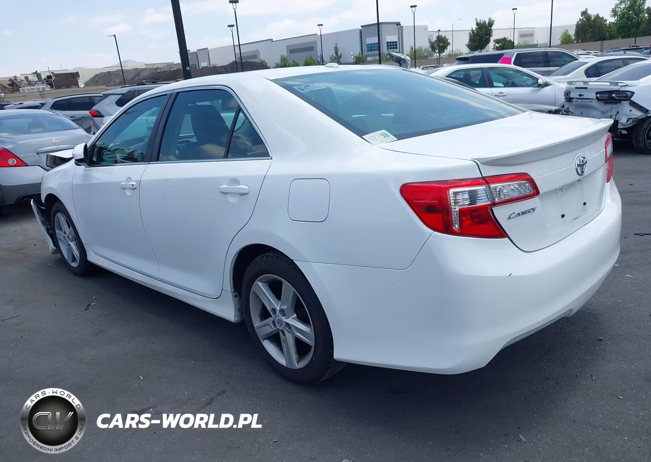 2012 Toyota Camry Se VIN:4T1BF1FK9CU557035 - 3