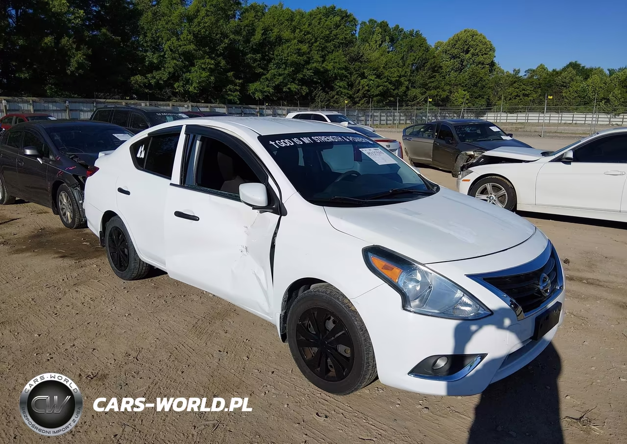 2016 Nissan Versa 1.6 S+ – zdjęcie 1 z 16