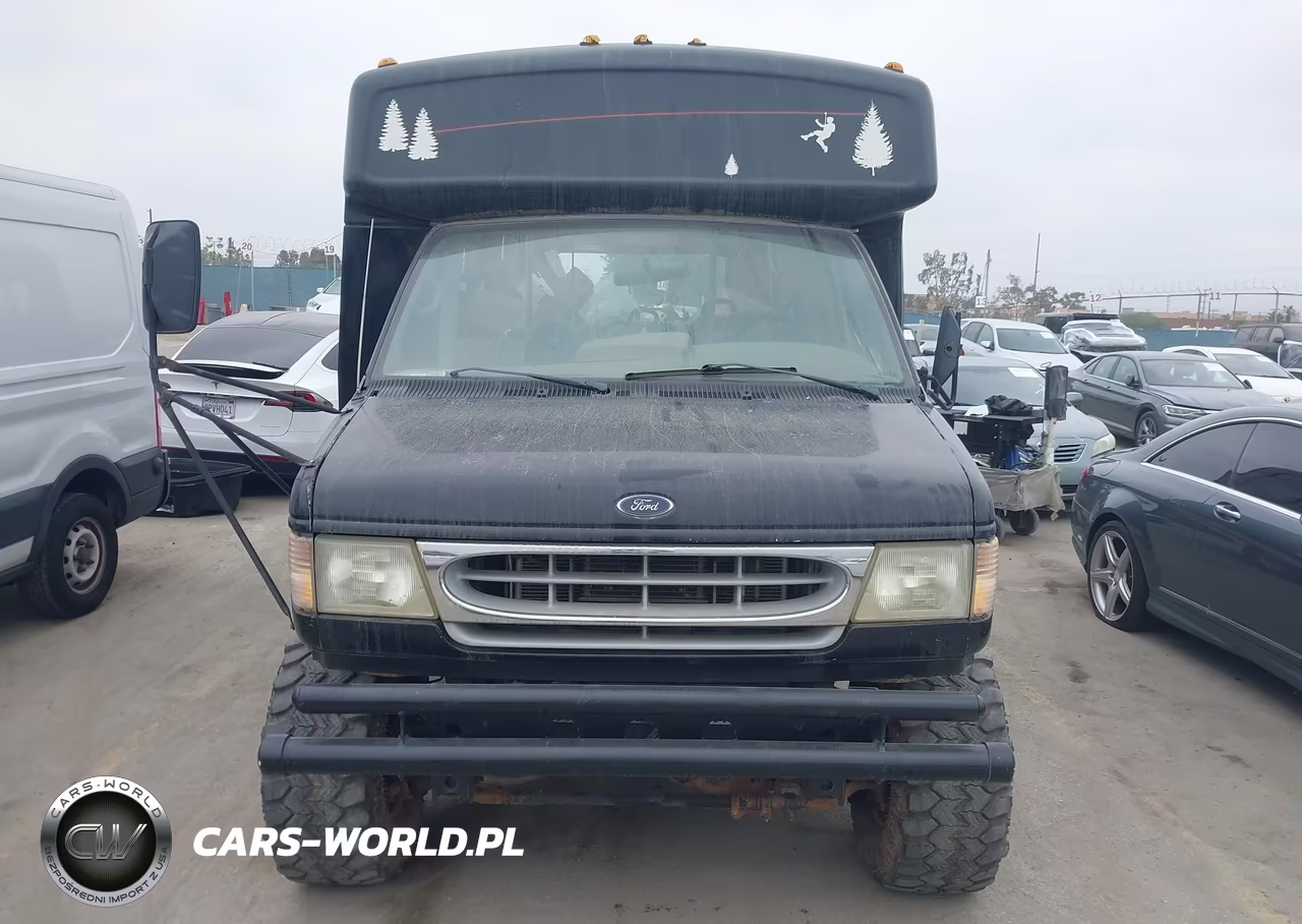 2002 Ford E-450 Cutaway Standard VIN:1FDXE45SX2HA00802 - 12