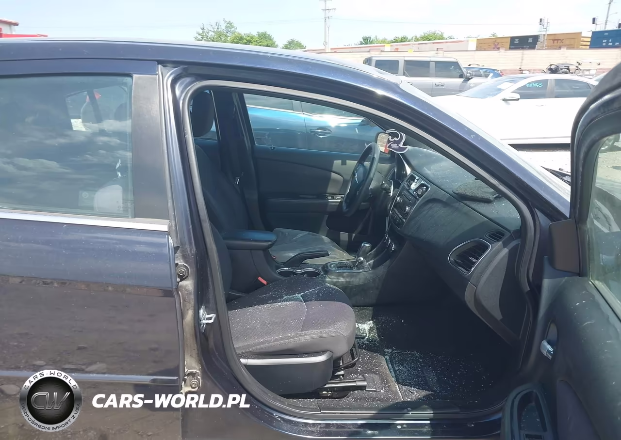 2012 Chrysler 200 Lx VIN:1C3CCBAB4CN257237 - 5