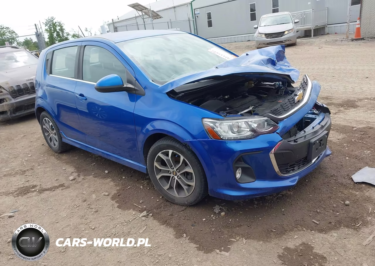 2017 Chevrolet Sonic Lt Auto – zdjęcie 1 z 16