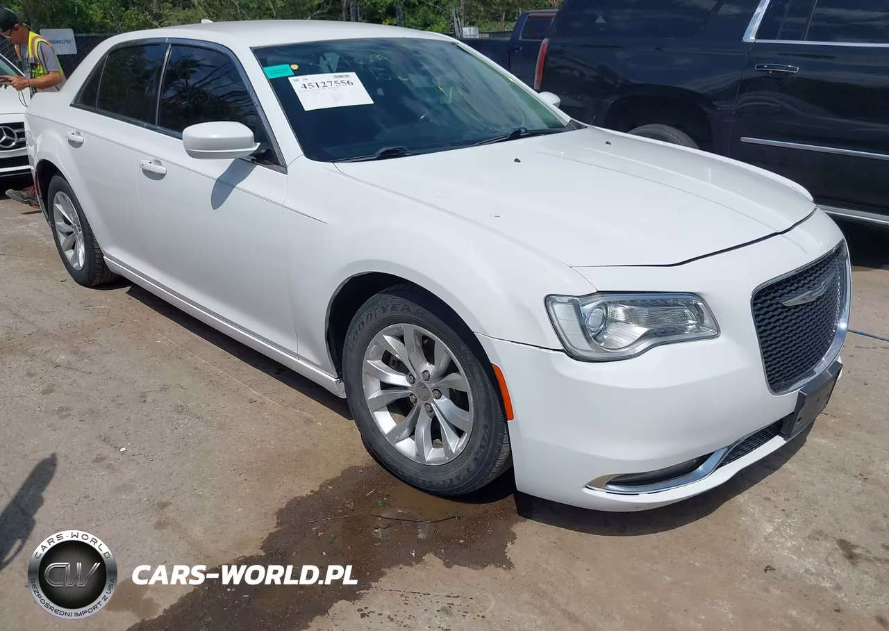2015 Chrysler 300 Limited