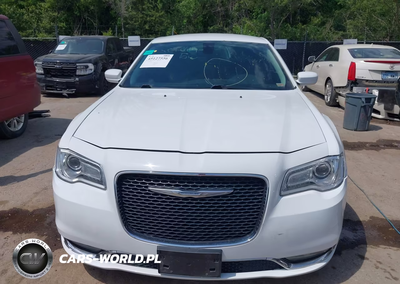 2015 Chrysler 300 Limited VIN:2C3CCAAG4FH887259 - 12