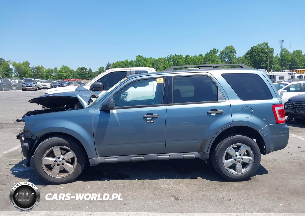 2010 Ford Escape Xlt VIN:1FMCU0D70AKC31216 - 14