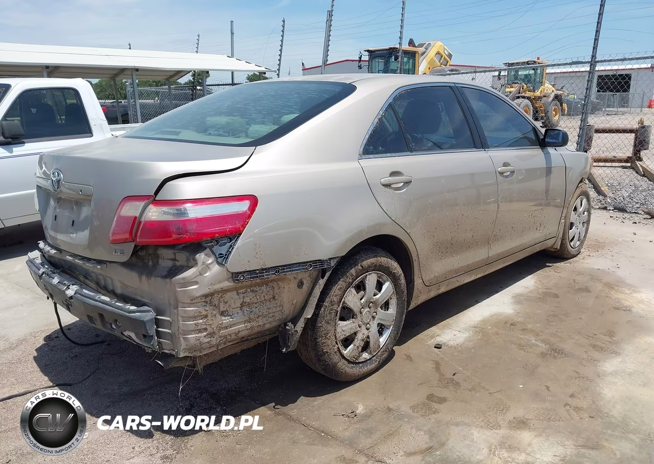 2007 Toyota Camry Le VIN:4T4BE46K07R005682 - 4