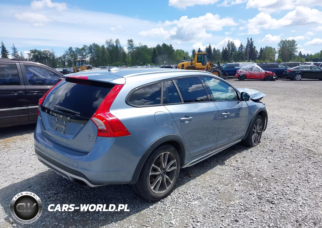 2017 Volvo V60 Cross Country T5 VIN:YV440MWK3H1036947 - 4
