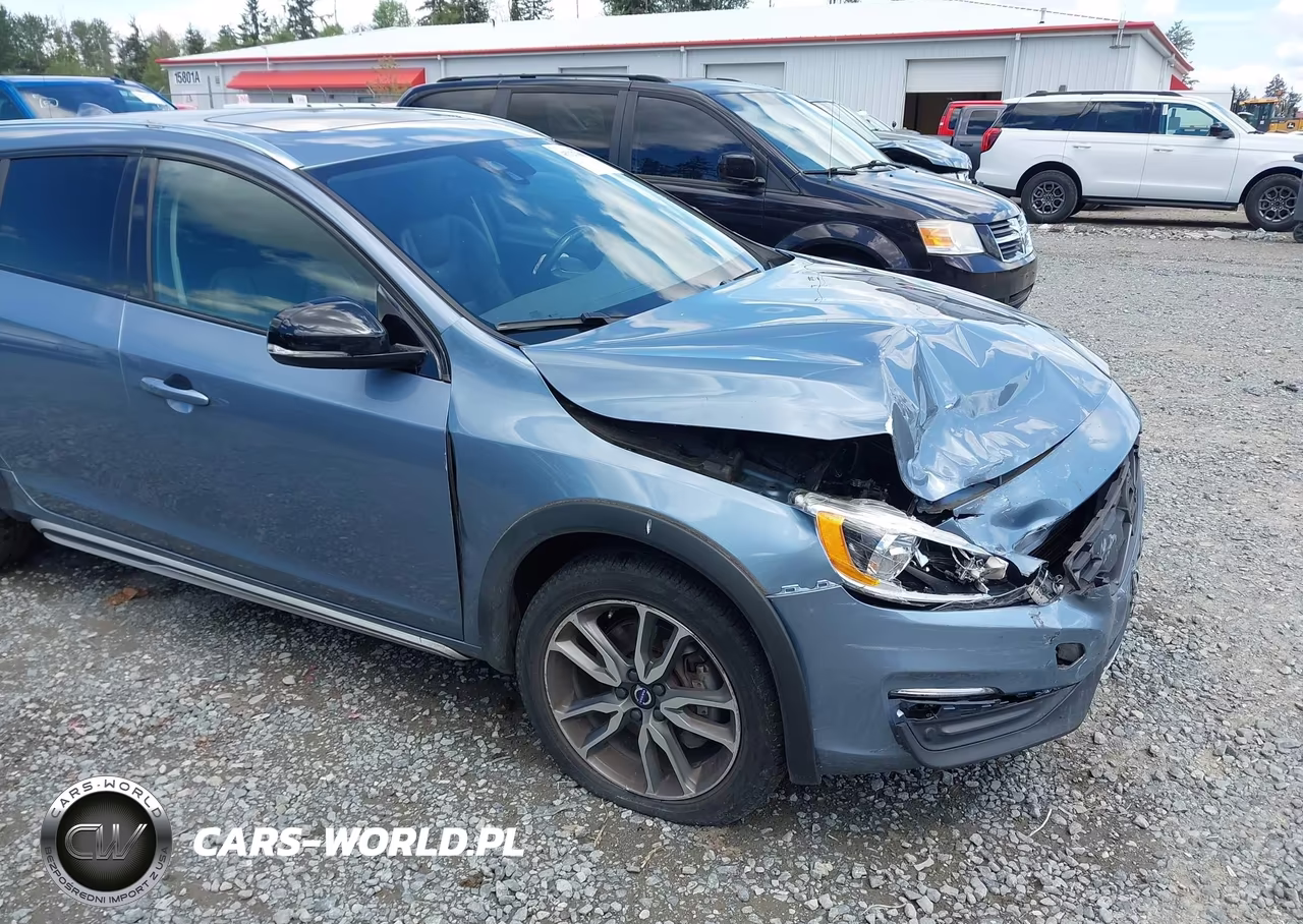2017 Volvo V60 Cross Country T5 VIN:YV440MWK3H1036947 - 6