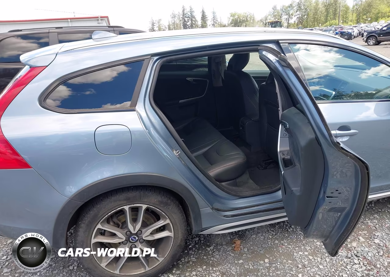 2017 Volvo V60 Cross Country T5 VIN:YV440MWK3H1036947 - 8