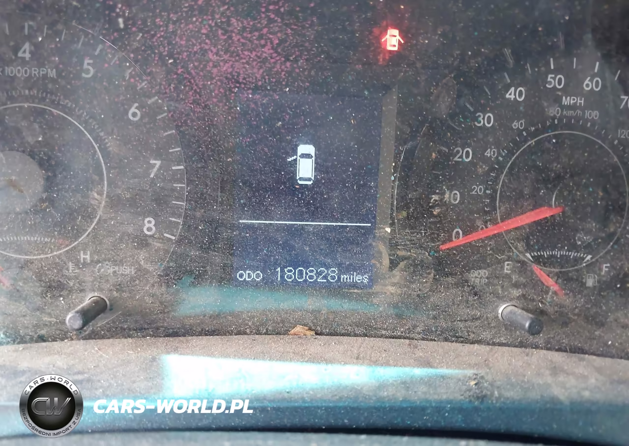 2015 Toyota Sienna Le 8 Passenger VIN:5TDKK3DC5FS587648 - 7