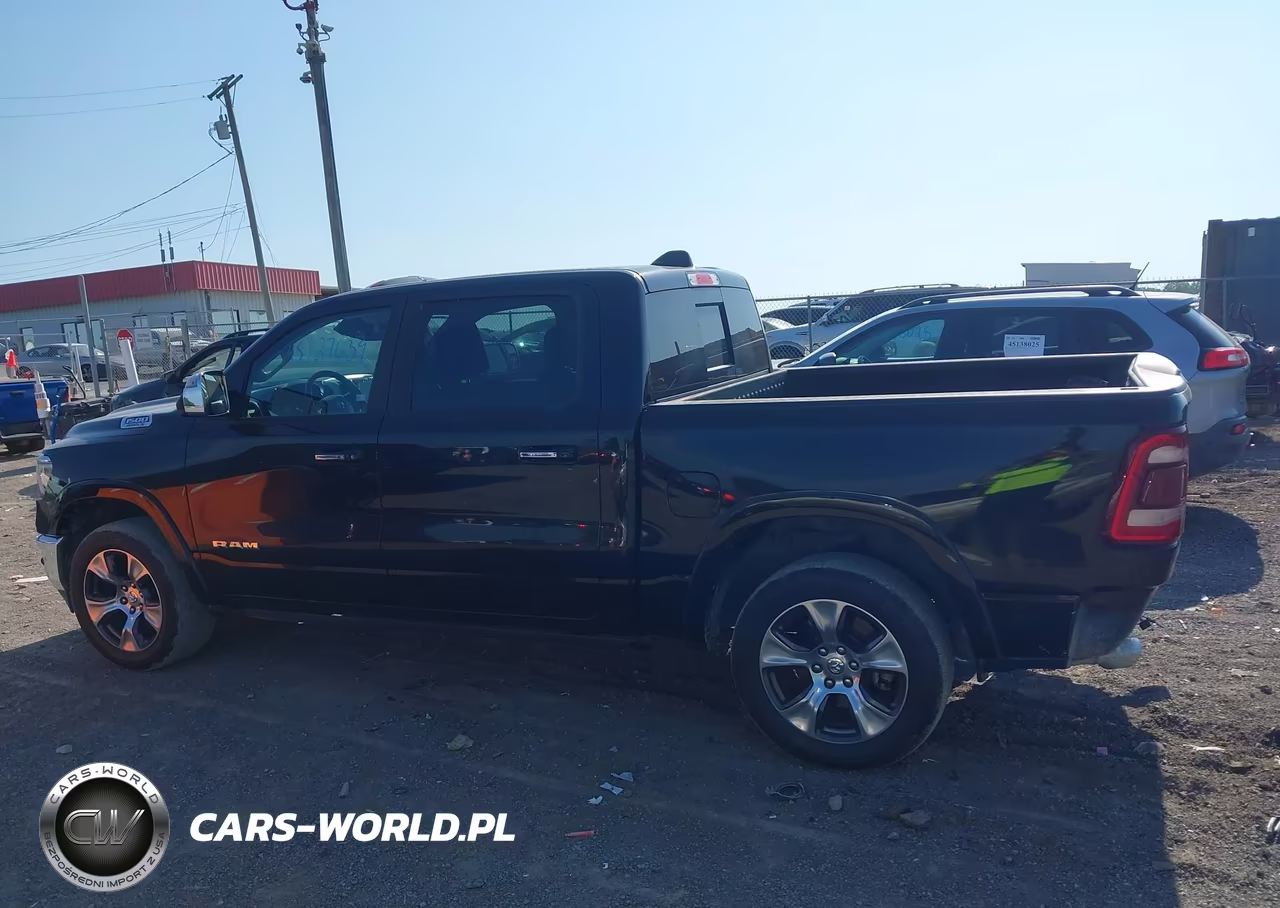 2019 Ram 1500 Laramie 4X4 5'7 Box VIN:1C6SRFJT7KN669342 - 14