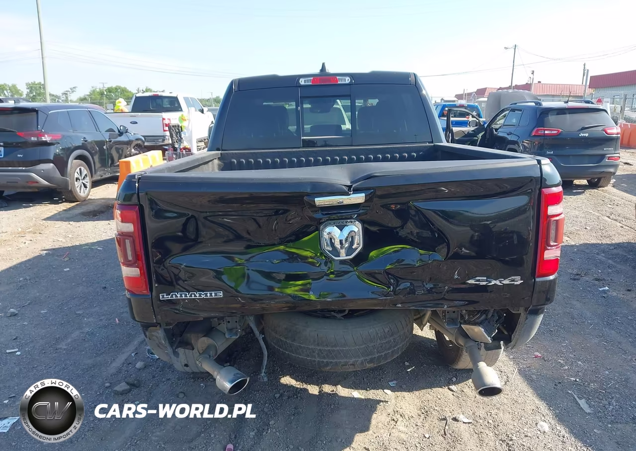 2019 Ram 1500 Laramie 4X4 5'7 Box VIN:1C6SRFJT7KN669342 - 16
