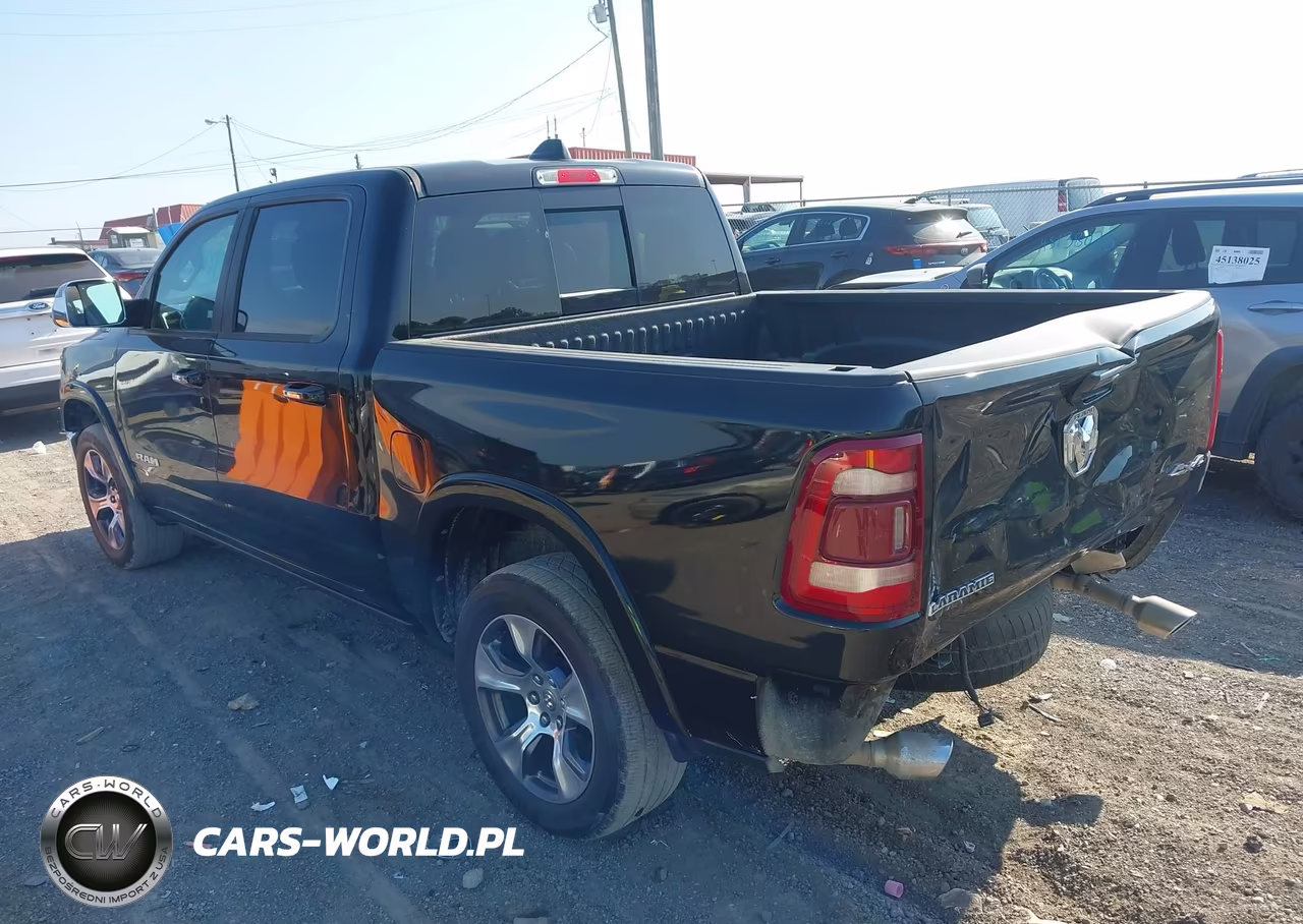 2019 Ram 1500 Laramie 4X4 5'7 Box VIN:1C6SRFJT7KN669342 - 3