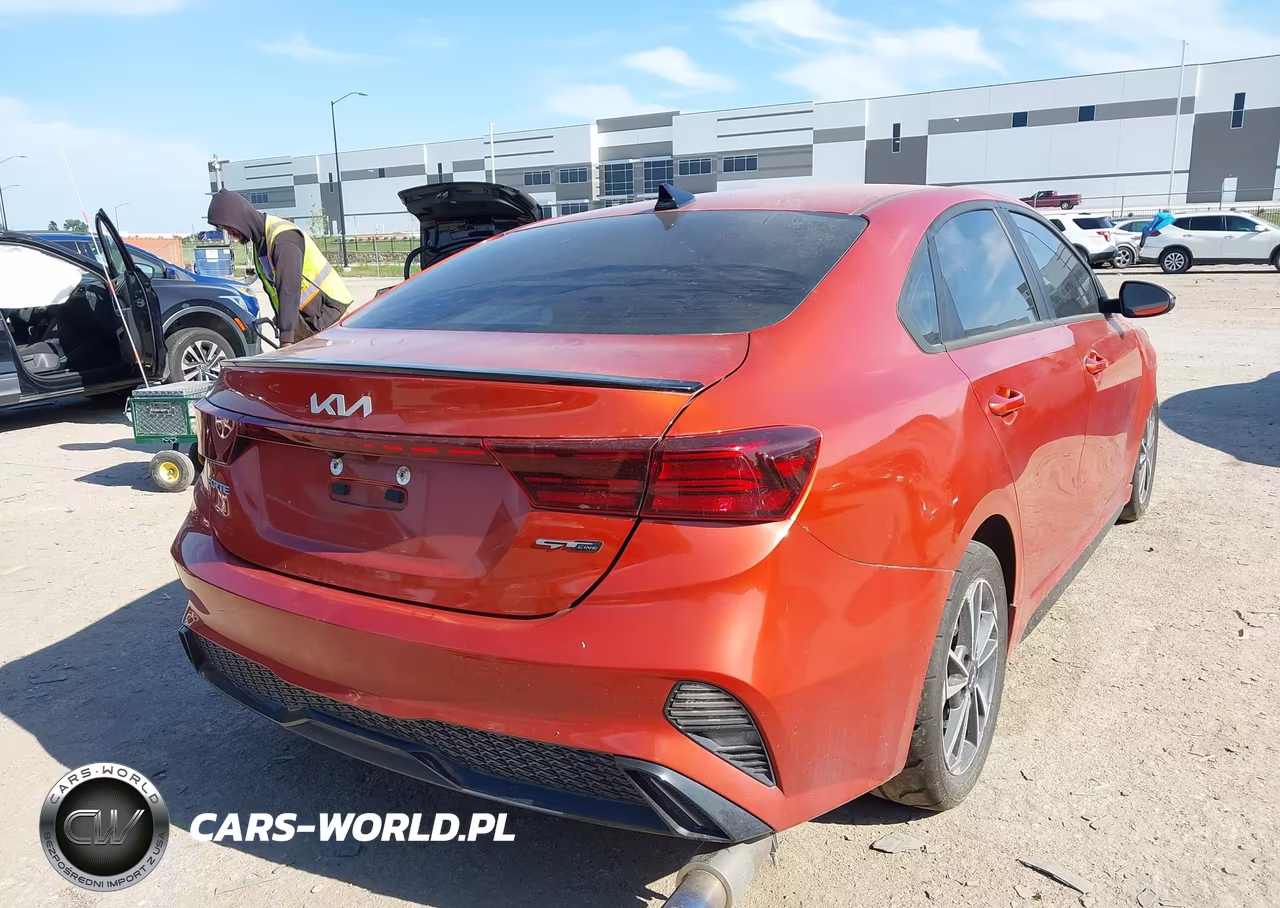 2023 Kia Forte Gt-Line VIN:3KPF54AD6PE636878 - 4