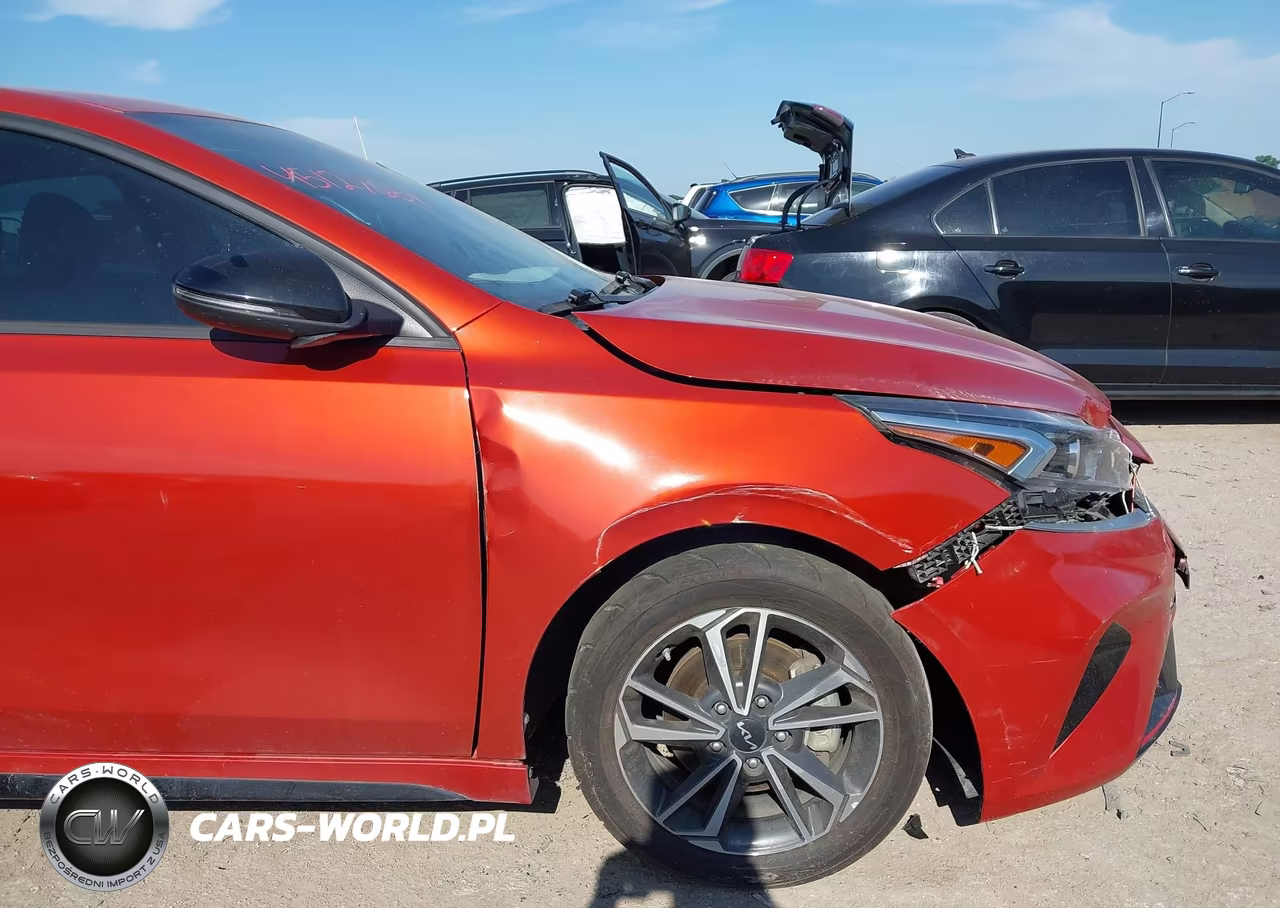 2023 Kia Forte Gt-Line VIN:3KPF54AD6PE636878 - 6