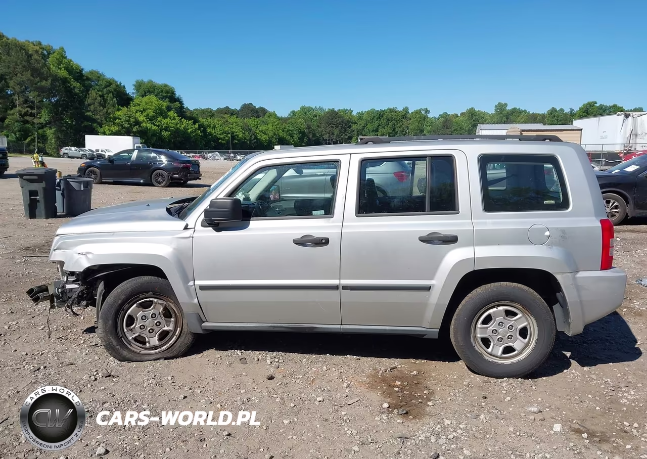 2008 Jeep Patriot Sport VIN:1J8FT28W98D669581 - 14