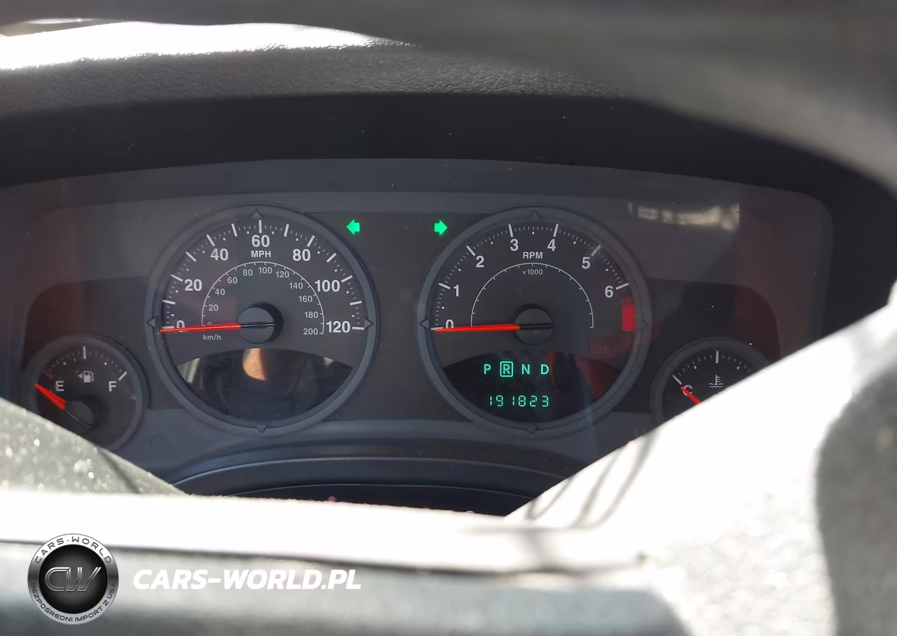 2008 Jeep Patriot Sport VIN:1J8FT28W98D669581 - 7