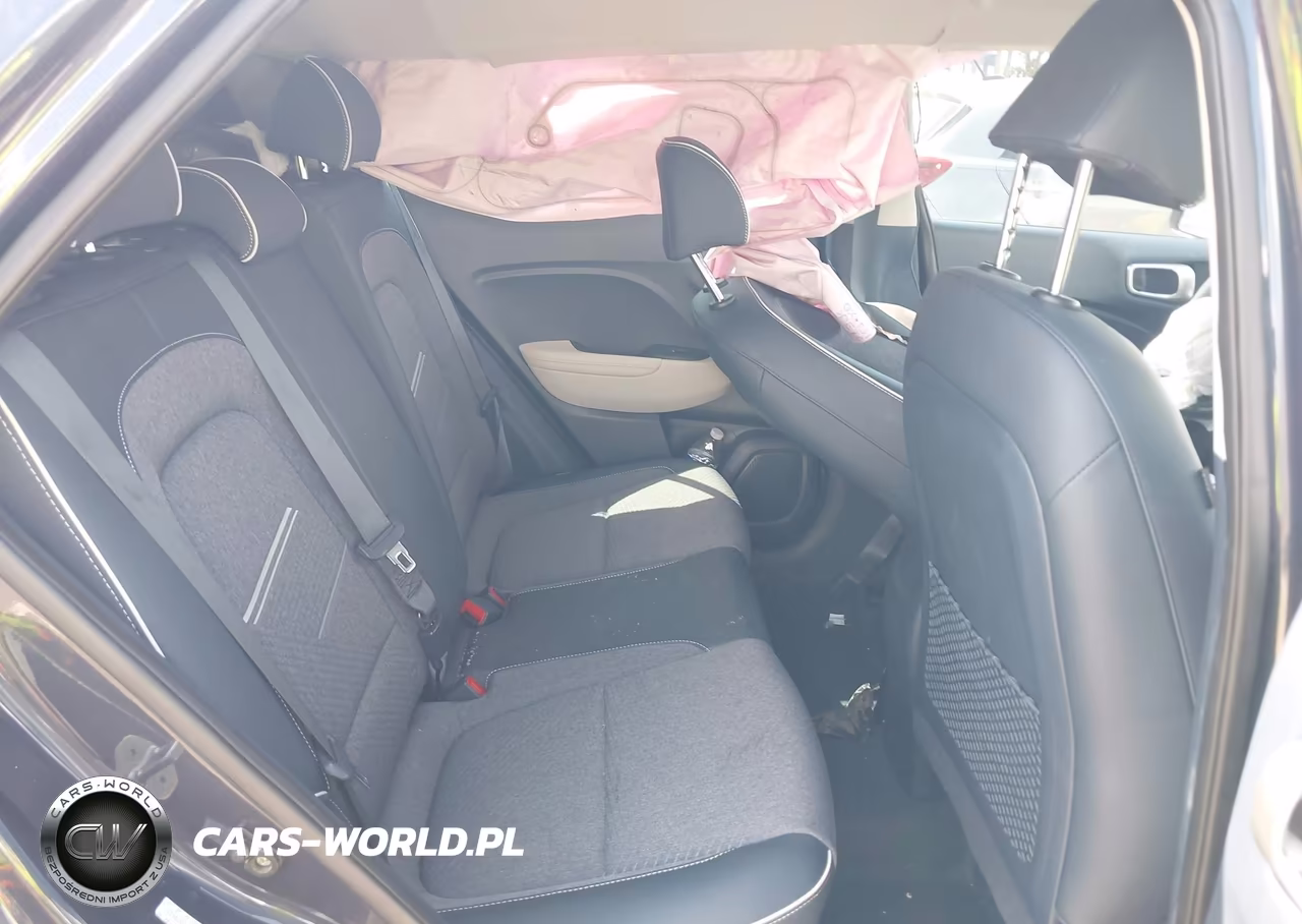 2023 Hyundai Venue Limited VIN:KMHRC8A37PU273473 - 8