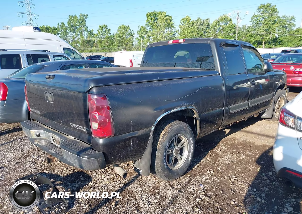2003 Chevrolet Silverado 1500 Ls VIN:2GCEC19TX31387357 - 4