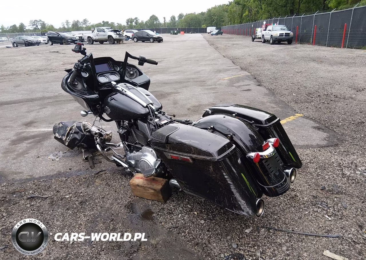 2021 Harley-Davidson Fltrxs VIN:1HD1KTP15MB615103 - 3