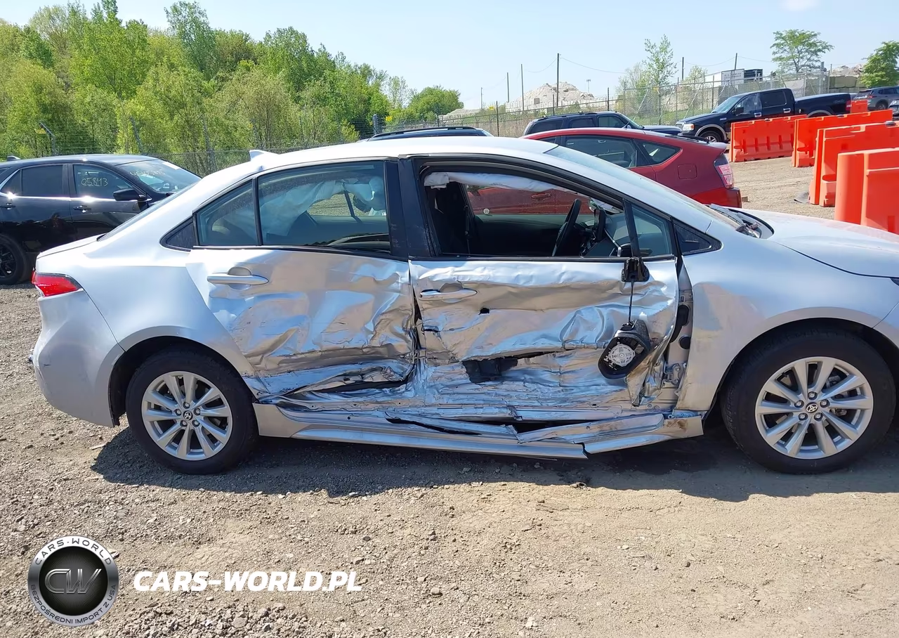 2025 Toyota Corolla Hybrid Le VIN:JTDBDMHE3SJ013746 - 6