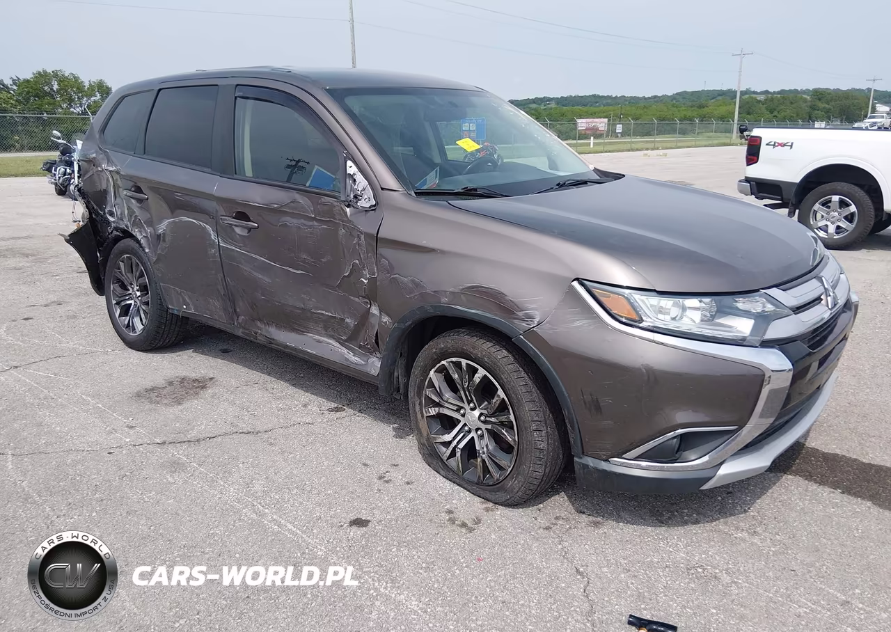 2017 Mitsubishi Outlander Se – zdjęcie 1 z 18