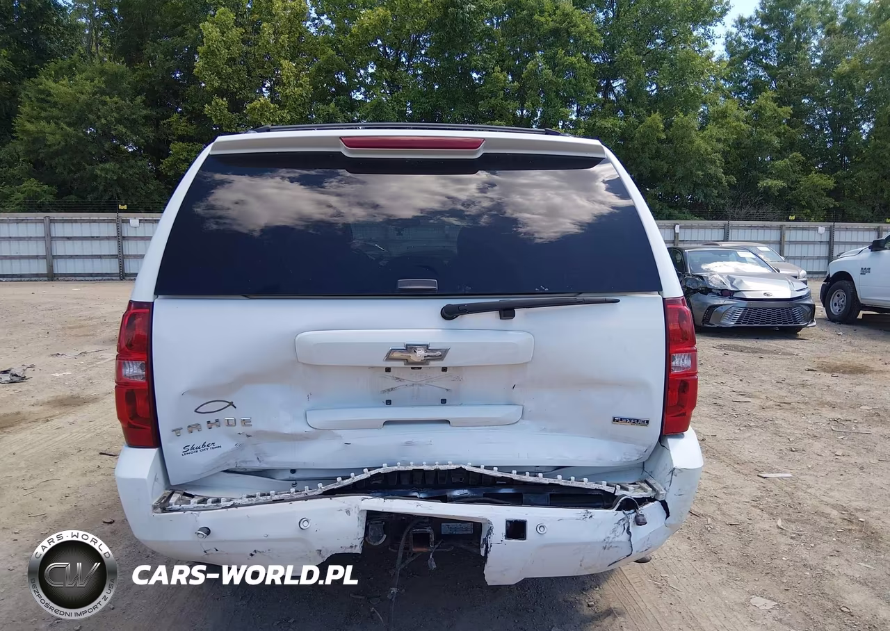 2008 Chevrolet Tahoe Ltz VIN:1GNFC13068R130642 - 16