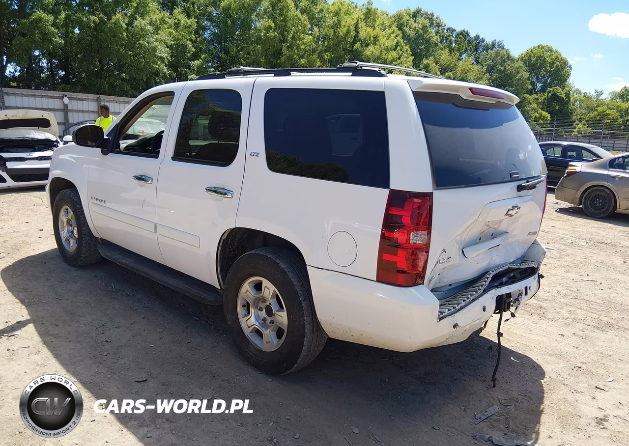 2008 Chevrolet Tahoe Ltz VIN:1GNFC13068R130642 - 3