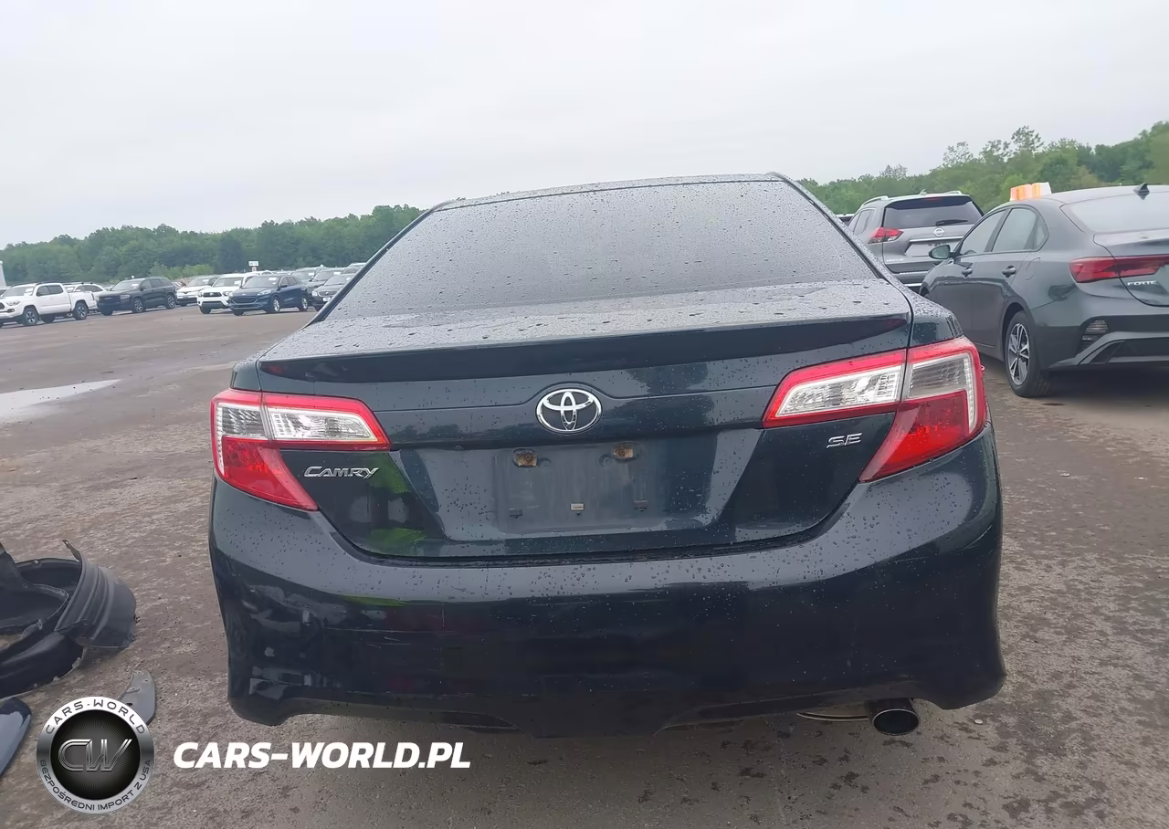 2014 Toyota Camry Se VIN:4T1BF1FK2EU422000 - 16
