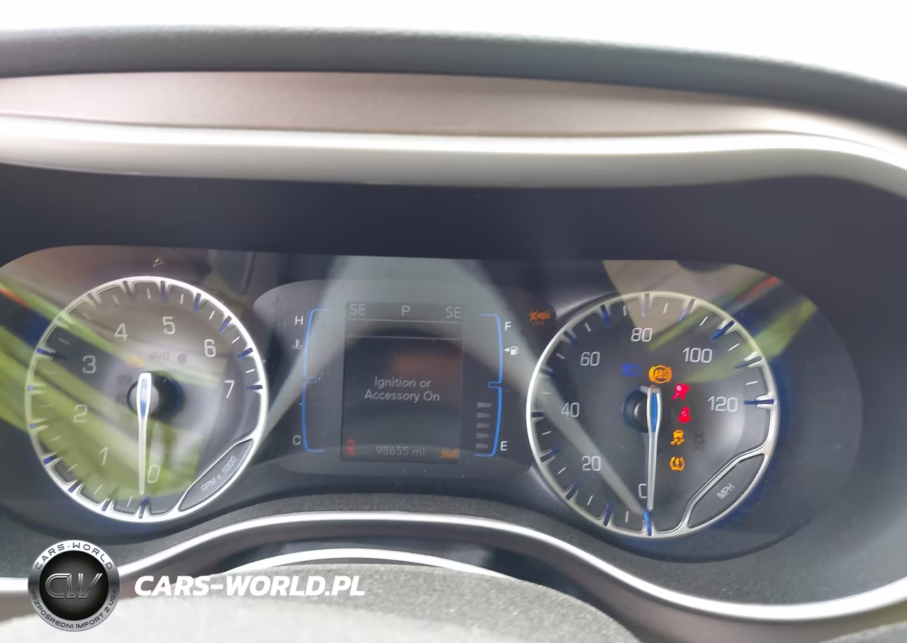 2023 Chrysler Voyager Lx VIN:2C4RC1CG4PR568281 - 7
