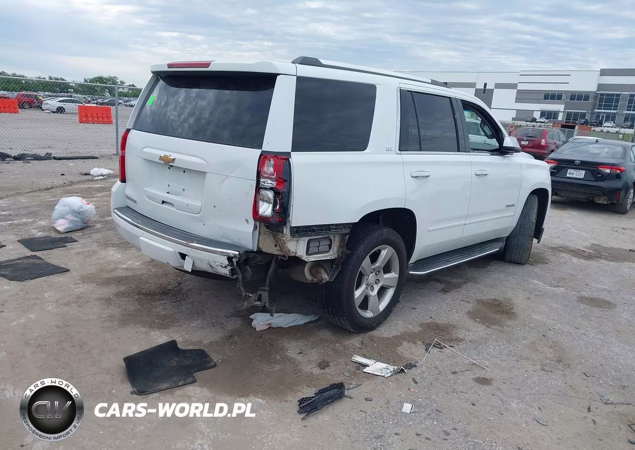 2016 Chevrolet Tahoe Ltz VIN:1GNSKCKC3GR242757 - 4