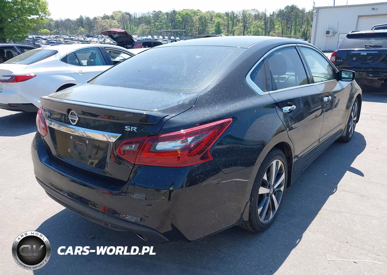 2017 Nissan Altima 2.5 Sr VIN:1N4AL3AP4HC281874 - 4