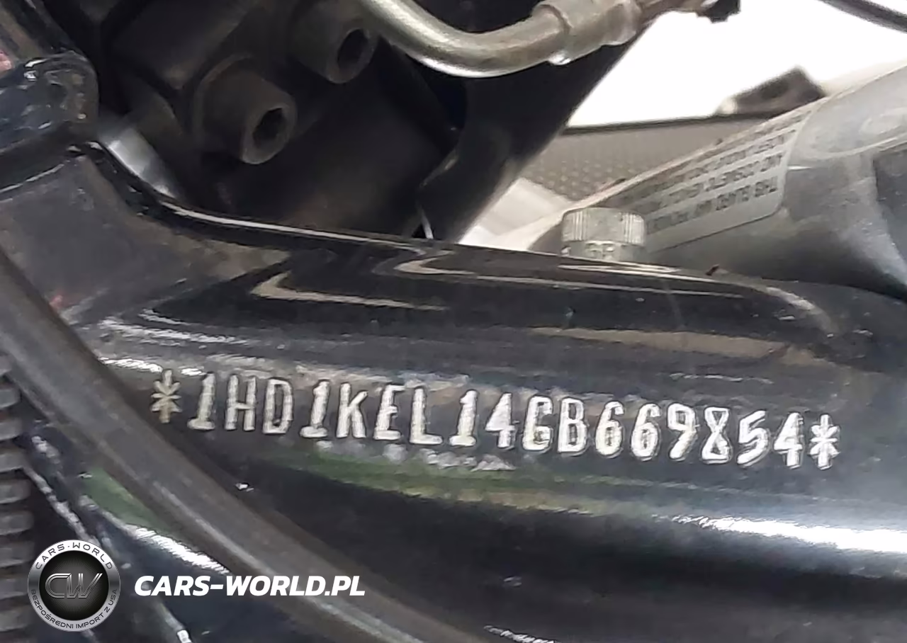 2016 Harley-Davidson Flhtk Ultra Limited VIN:1HD1KEL14GB669854 - 10