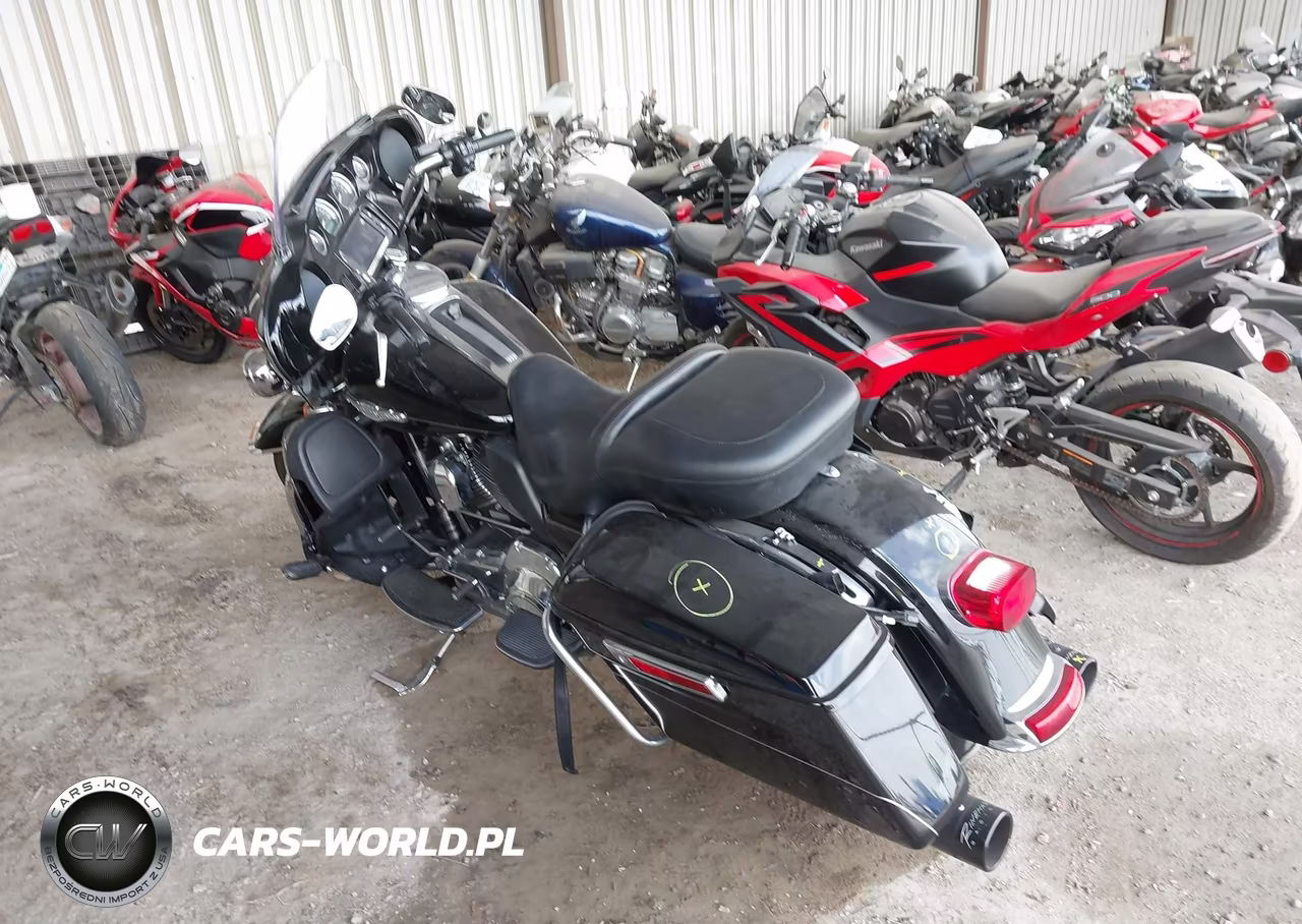 2016 Harley-Davidson Flhtk Ultra Limited VIN:1HD1KEL14GB669854 - 3