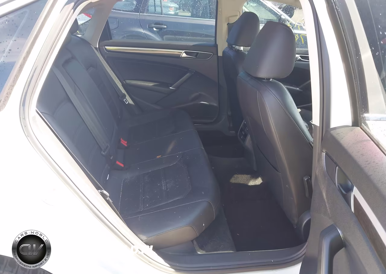 2018 Volkswagen Passat 2.0T Se VIN:1VWBA7A38JC041514 - 8