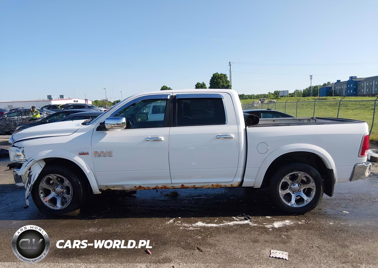 2014 Ram 1500 Laramie VIN:1C6RR7NT2ES412156 - 14