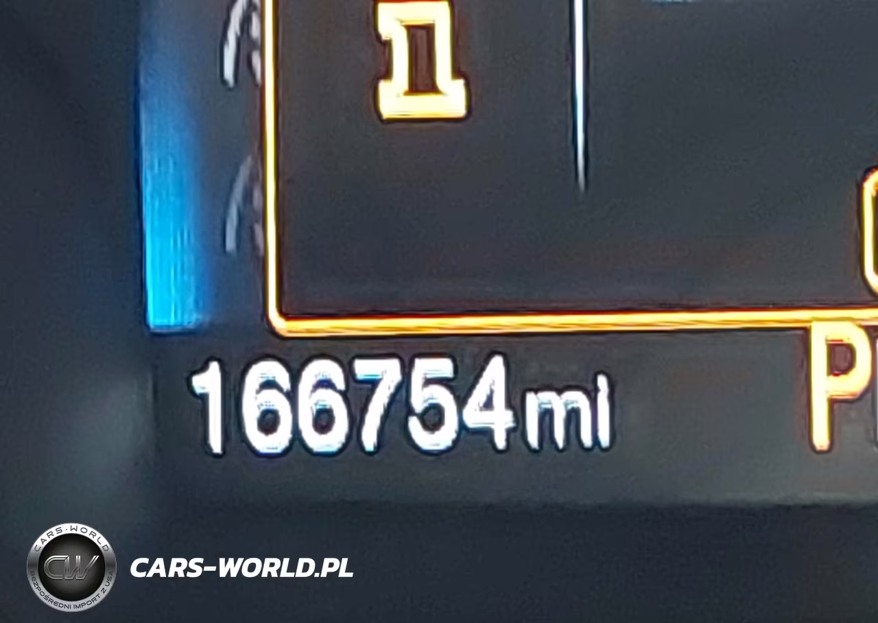 2018 Ford Focus S VIN:1FADP3E28JL268647 - 7