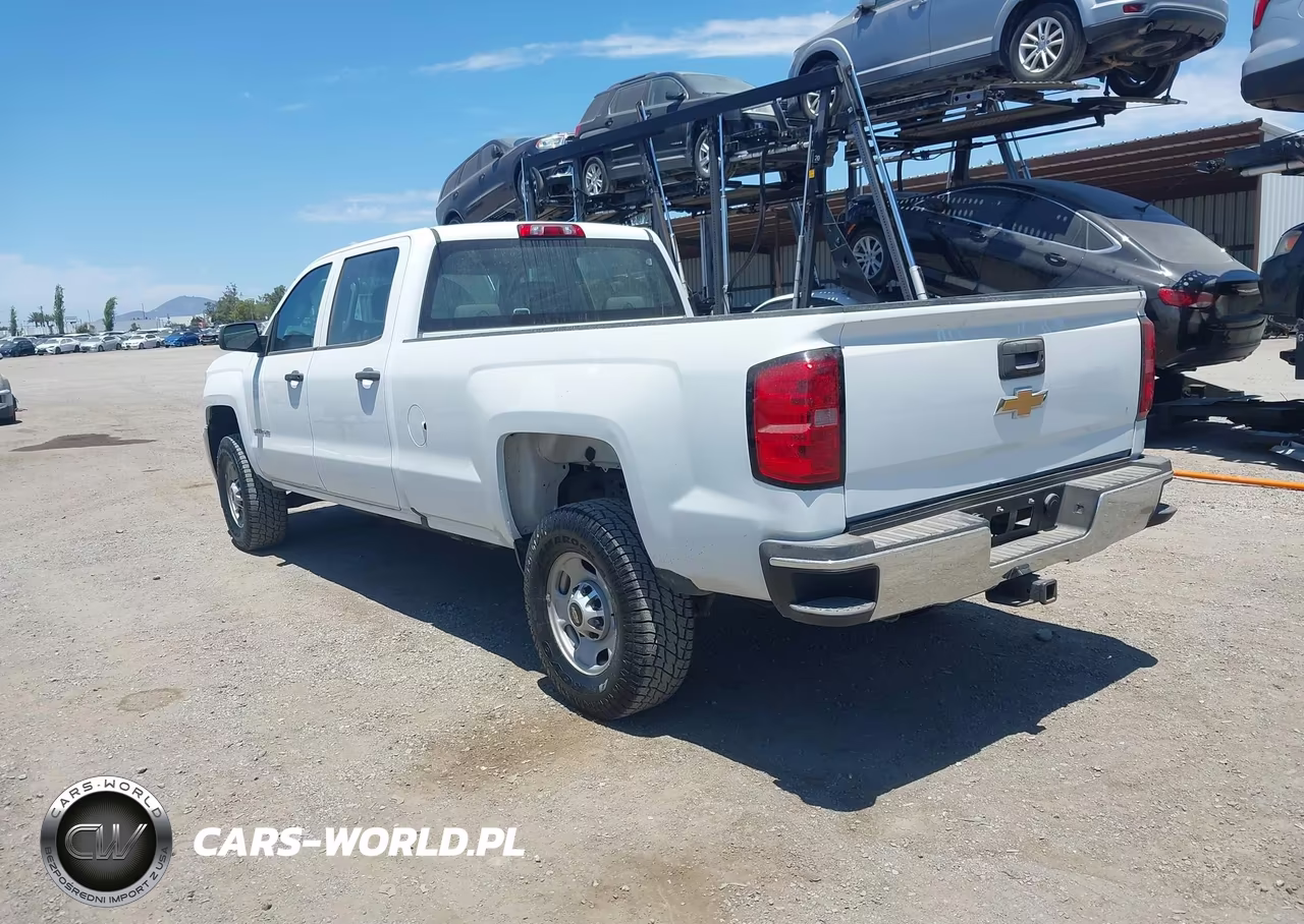 2018 Chevrolet Silverado 2500Hd Wt VIN:1GC1CUEG8JF261058 - 3
