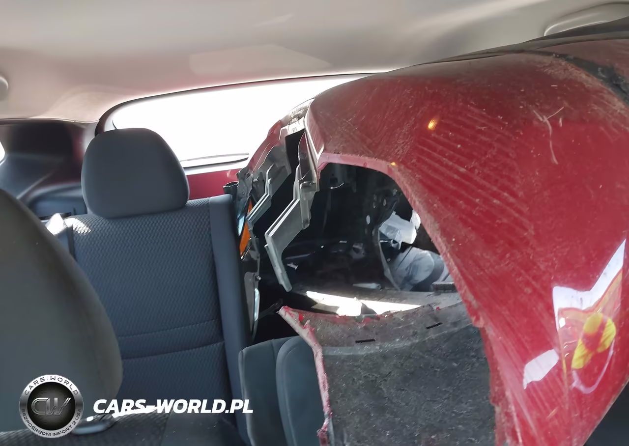 2018 Nissan Rogue Sport S VIN:JN1BJ1CP7JW187548 - 12