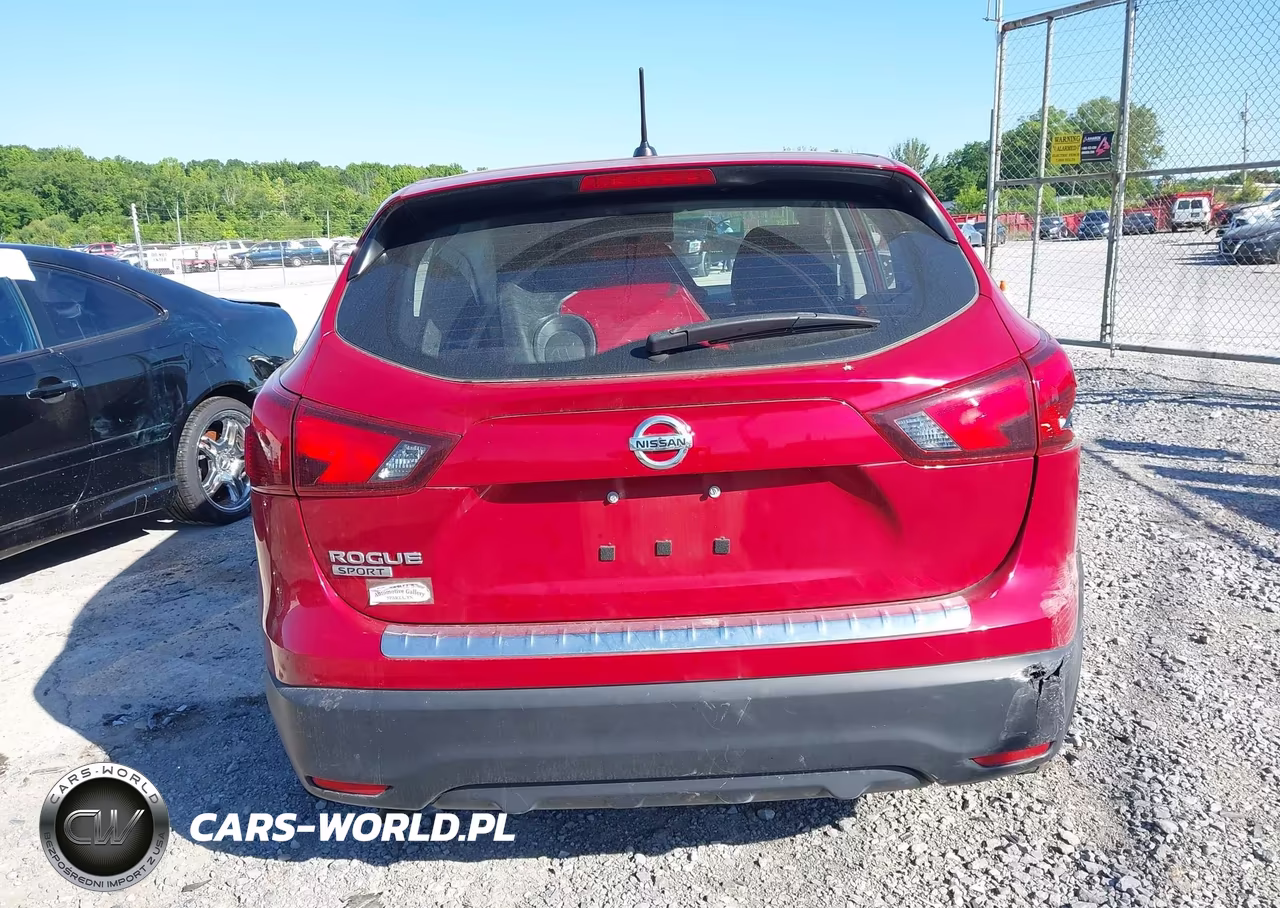 2018 Nissan Rogue Sport S VIN:JN1BJ1CP7JW187548 - 17