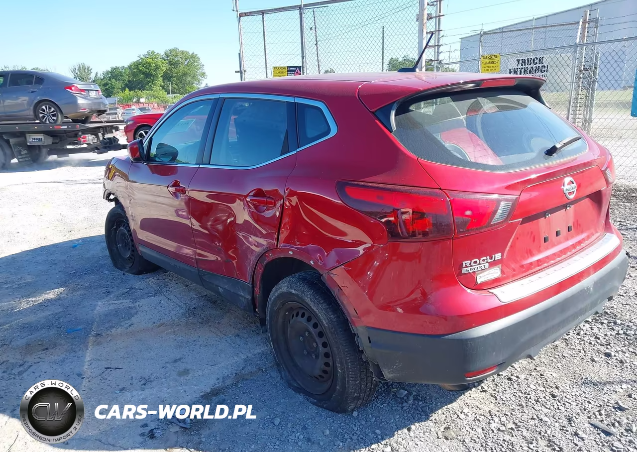 2018 Nissan Rogue Sport S VIN:JN1BJ1CP7JW187548 - 3