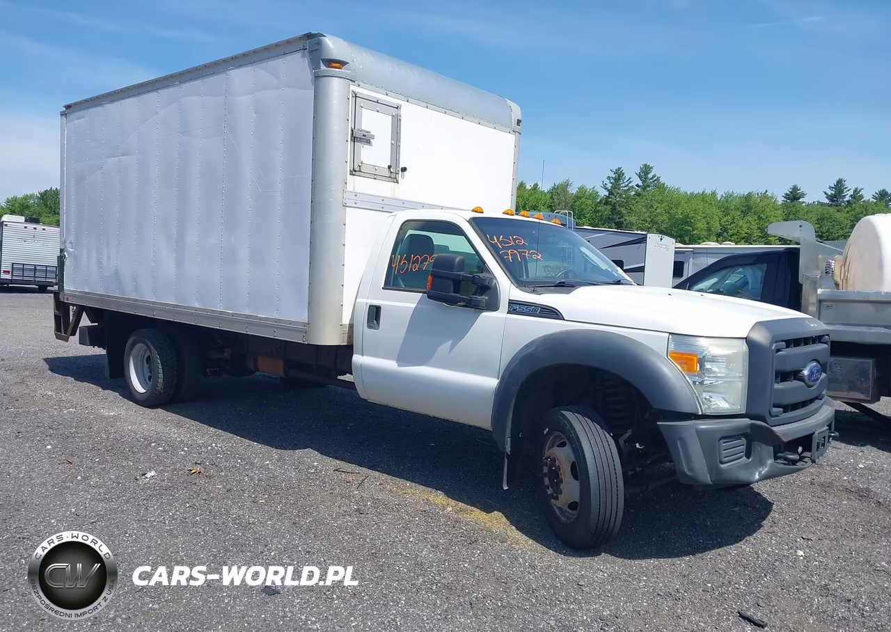 2013 Ford F-550 Chassis Xl