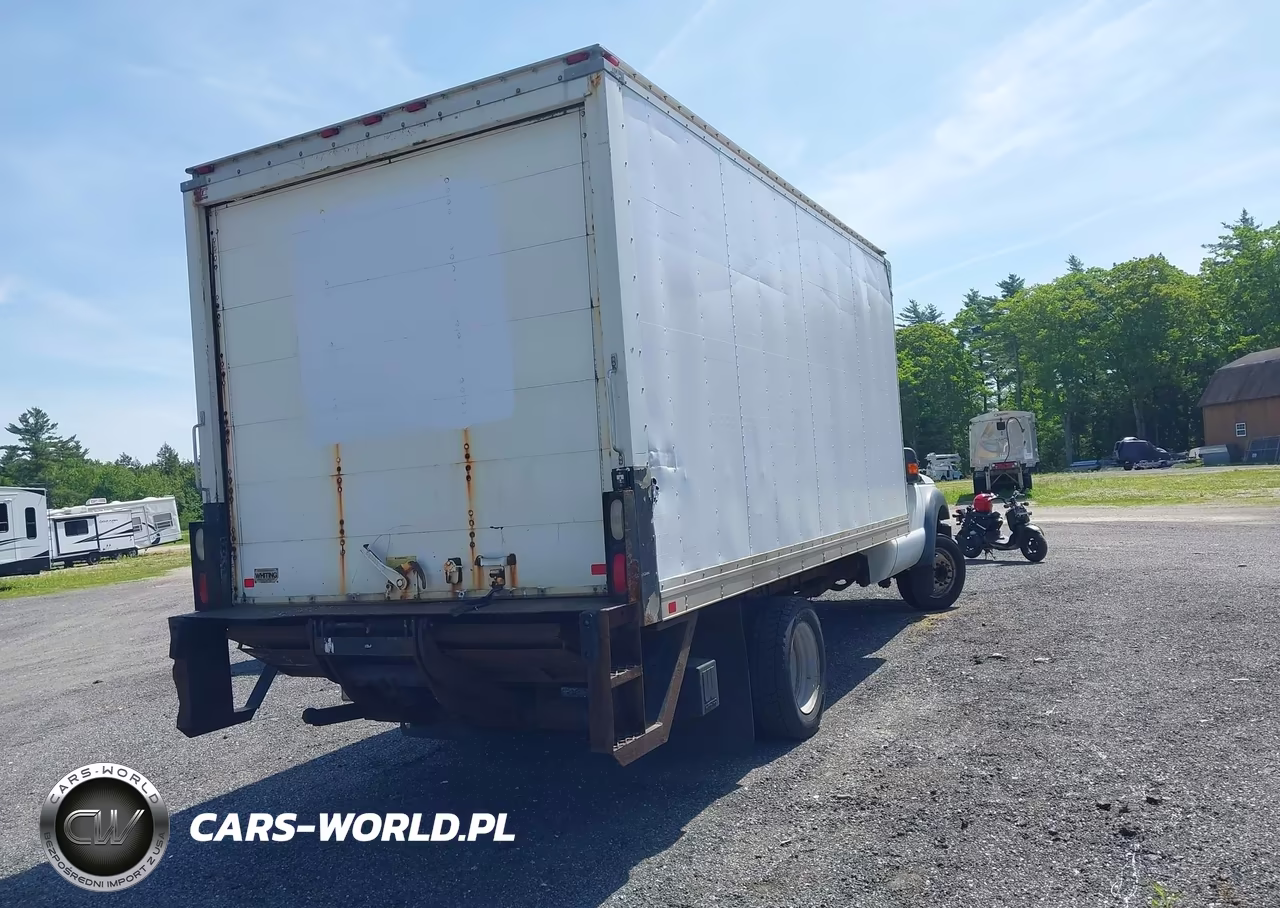 2013 Ford F-550 Chassis Xl VIN:1FDUF5GY8DEA40694 - 4
