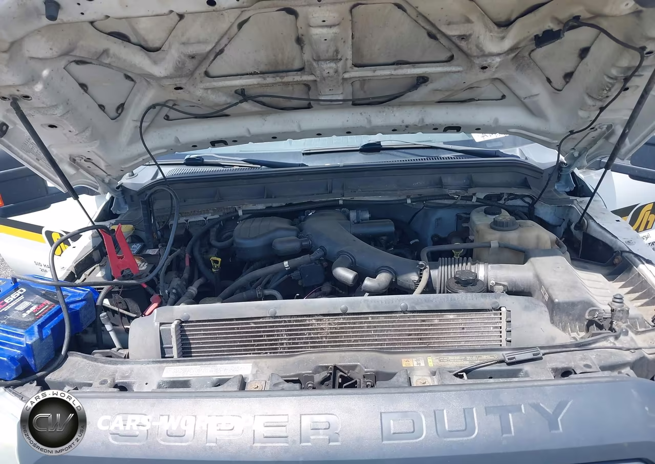 2013 Ford F-550 Chassis Xl VIN:1FDUF5GY8DEA40694 - 9